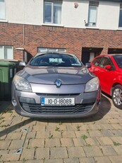 2010 - Renault Megane Manual