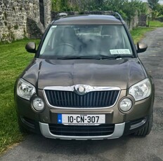 2010 - Skoda Yeti Manual