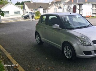 2010 - Suzuki Swift ---