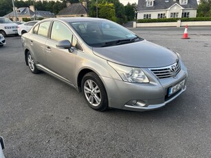 2010 - Toyota Avensis Manual