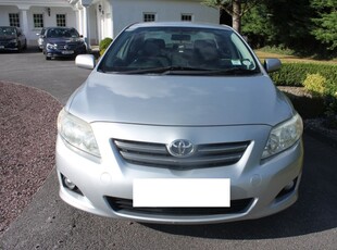 2010 - Toyota Corolla Manual