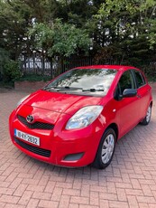 2010 - Toyota Yaris Manual