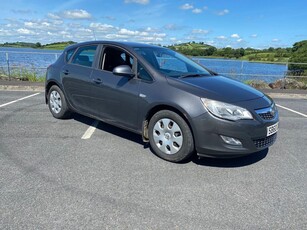 2010 - Vauxhall Astra Manual