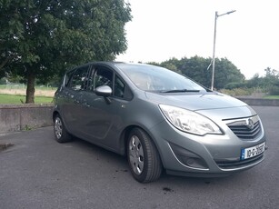 2010 - Vauxhall Meriva ---