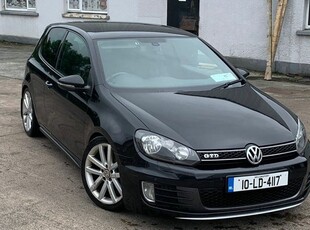 2010 - Volkswagen Golf Automatic