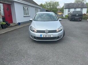 2010 - Volkswagen Golf Manual