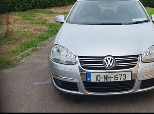 2010 - Volkswagen Jetta Manual