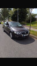 2010 - Volkswagen Passat Manual