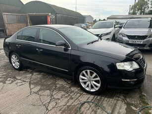 2010 - Volkswagen Passat Manual