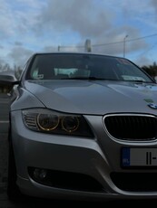 2011 - BMW 3-Series Manual