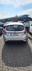 2011 - Ford Fiesta Manual