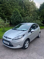 2011 - Ford Fiesta Manual