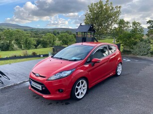 2011 - Ford Fiesta Manual