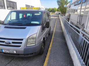 2011 - Ford Tourneo ---