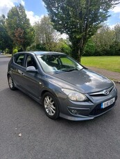 2011 - Hyundai i30 Manual