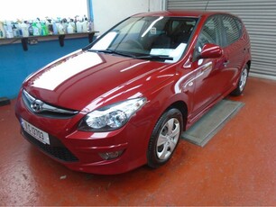 2011 - Hyundai i30 Manual