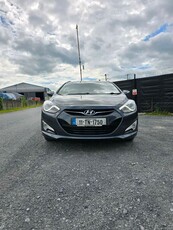 2011 - Hyundai i40 Manual