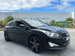 2011 - Hyundai i40 Manual