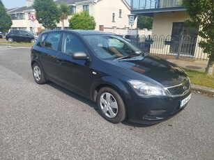 2011 - Kia Ceed Manual