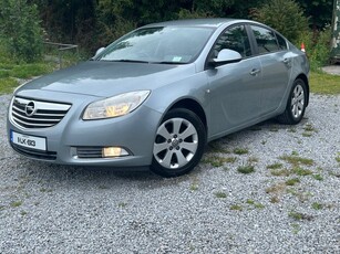 2011 - Opel Insignia Manual