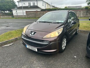 2011 - Peugeot 207 Manual