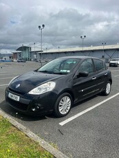 2011 - Renault Clio Manual