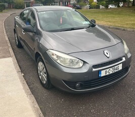 2011 - Renault Fluence Manual