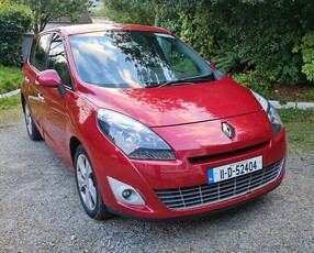 2011 - Renault Grand Scenic Manual