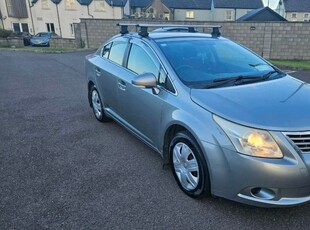 2011 - Toyota Avensis Manual