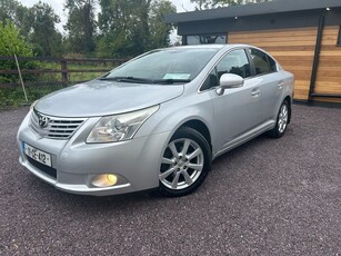 2011 - Toyota Avensis Manual