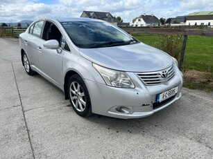 2011 - Toyota Avensis Manual