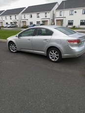 2011 - Toyota Avensis Manual