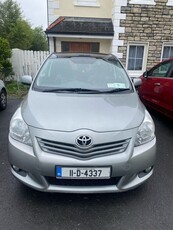 2011 - Toyota Verso Manual