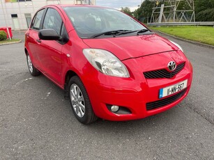 2011 - Toyota Yaris Manual