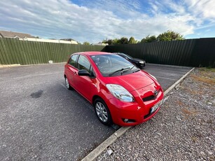 2011 - Toyota Yaris Manual