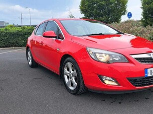 2011 - Vauxhall Astra ---