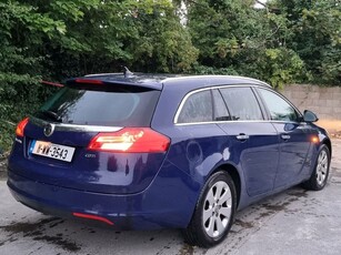 2011 - Vauxhall Insignia Manual