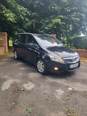 2011 - Vauxhall Zafira ---