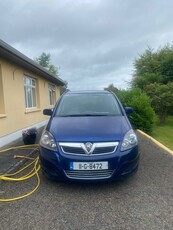 2011 - Vauxhall Zafira ---