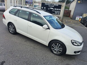 2011 - Volkswagen Golf Automatic