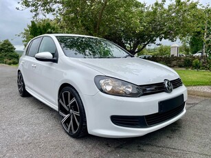 2011 - Volkswagen Golf Manual