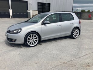 2011 - Volkswagen Golf Manual