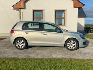 2011 - Volkswagen Golf Manual