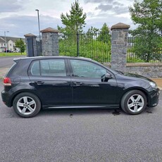 2011 - Volkswagen Golf Manual