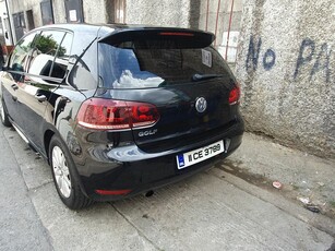 2011 - Volkswagen Golf Manual