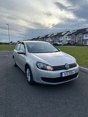 2011 - Volkswagen Golf Manual