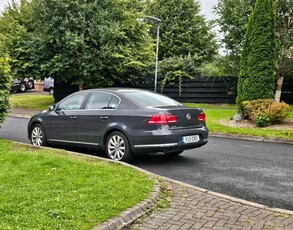 2011 - Volkswagen Passat Manual