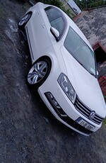 2011 - Volkswagen Passat Manual