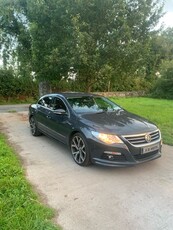 2011 - Volkswagen Passat Manual