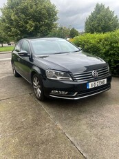 2011 - Volkswagen Passat Manual